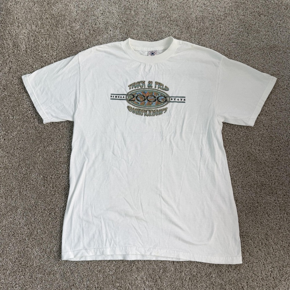 Vintage 2000 NCHSAA Track & Field Shirt Mens Medium White Tee T-Shirt Delta